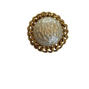 Vintage Sarah Coventry Gold Tone Faux Baroque Pearl Brooch Rope Frame Elegant